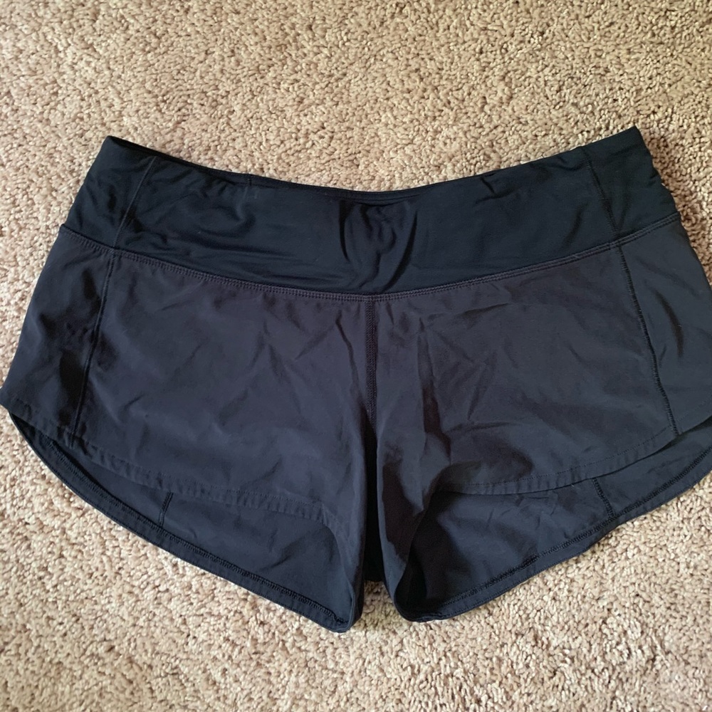 Lululemon speed up short.